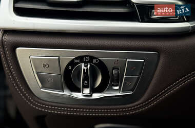 Седан BMW 7 Series 2016 в 