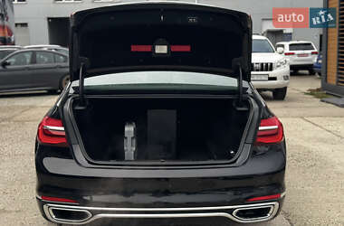 Седан BMW 7 Series 2016 в 