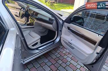 Седан BMW 7 Series 2010 в 