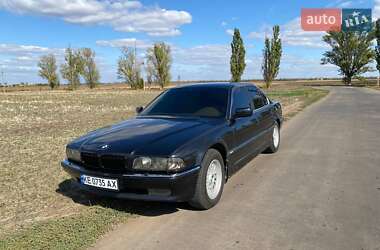 Седан BMW 7 Series 1996 в Днепре