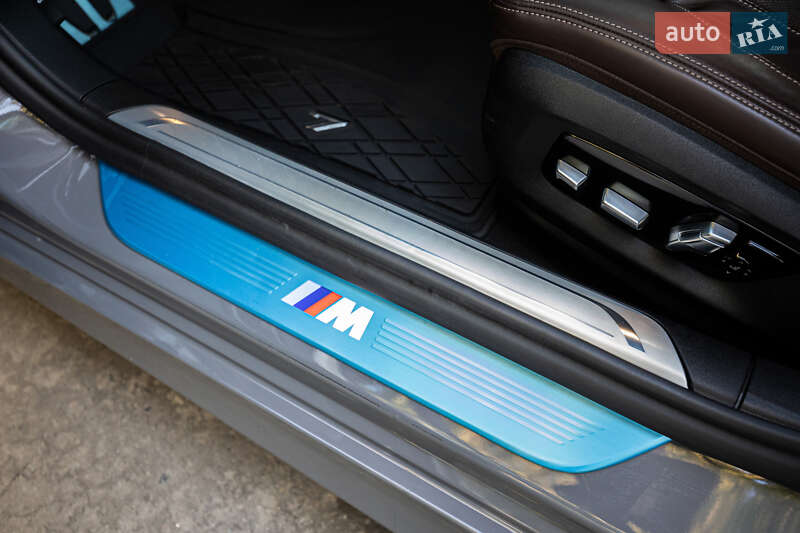 Седан BMW 7 Series 2022 в Києві
