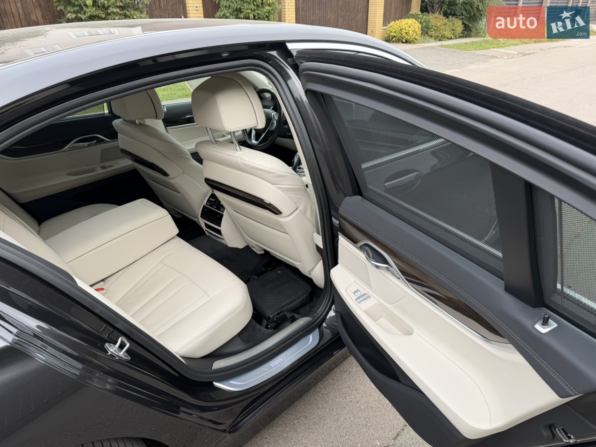 2017 BMW 7er - мініатюра 36