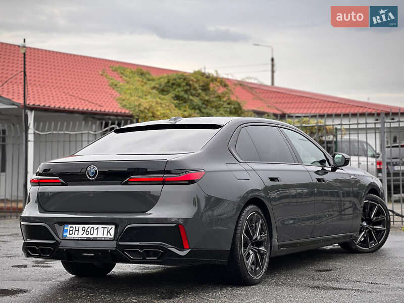 Седан BMW 7 Series 2023 в Києві фото 25 Седан BMW 7 Series 2023 в Києві