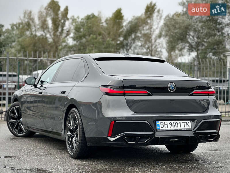 Седан BMW 7 Series 2023 в Києві фото 28 Седан BMW 7 Series 2023 в Києві