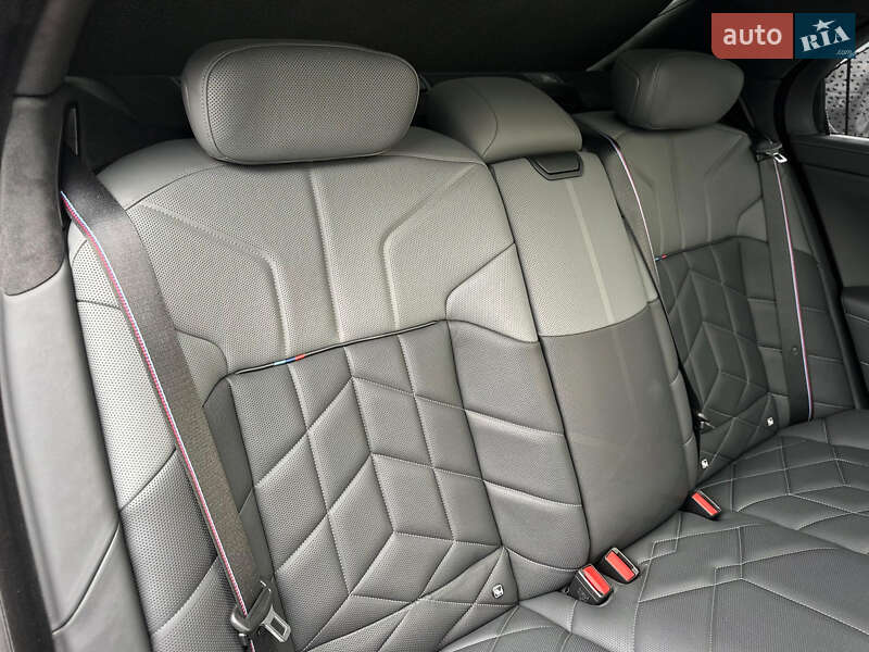 Седан BMW 7 Series 2023 в Києві фото 69 Седан BMW 7 Series 2023 в Києві