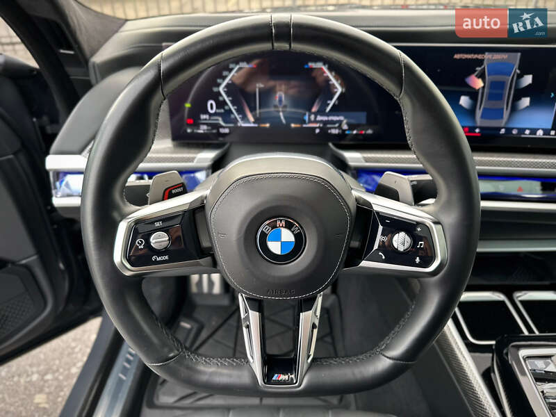 Седан BMW 7 Series 2023 в Києві фото 96 Седан BMW 7 Series 2023 в Києві