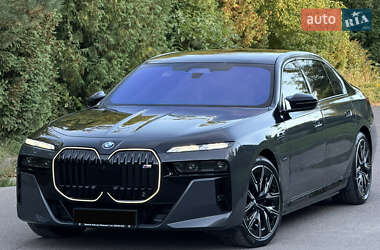 Седан BMW 7 Series 2024 в Ровно