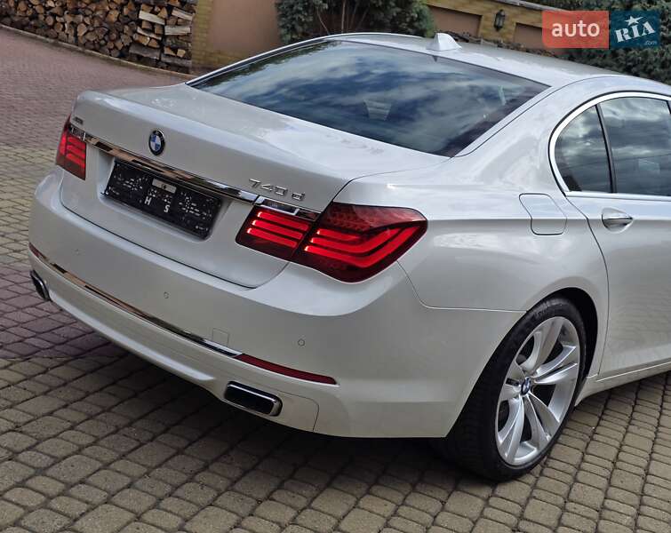 Седан BMW 7 Series 2014 в Мукачево