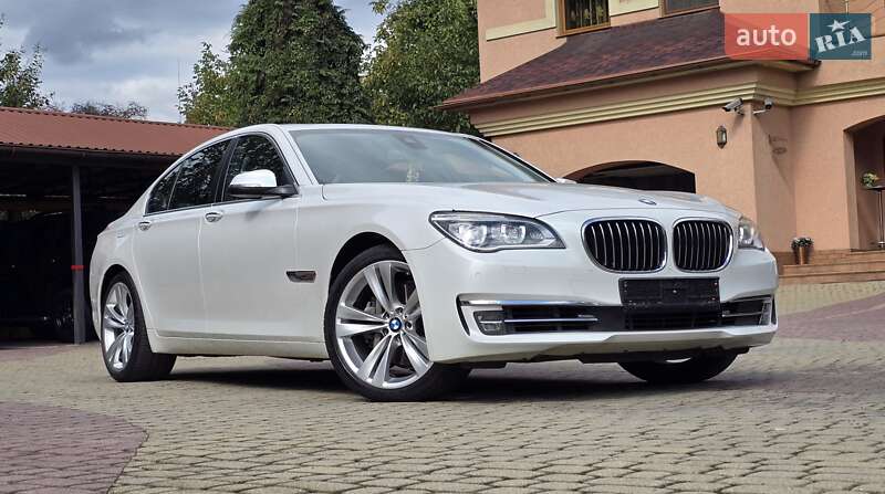 Седан BMW 7 Series 2014 в Мукачево