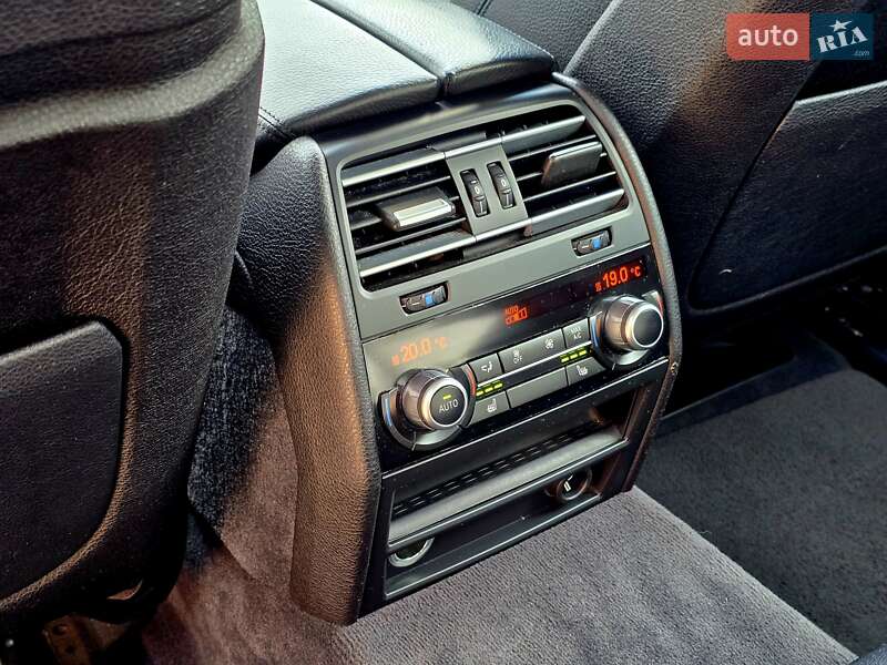 Седан BMW 7 Series 2014 в Мукачево