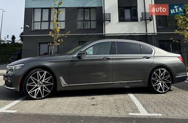 Седан BMW 7 Series 2015 в Ровно