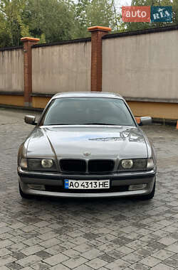 Седан BMW 7 Series 1998 в Коломые