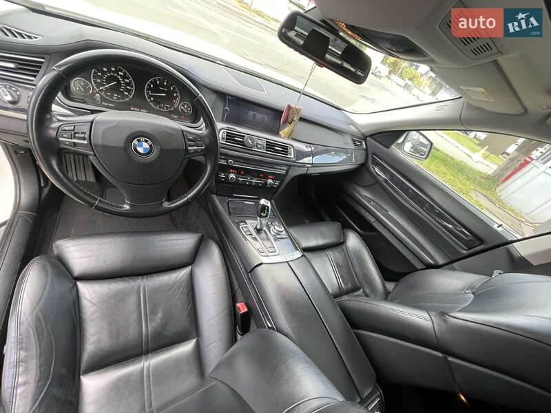 Седан BMW 7 Series 2010 в Киеве фото 17 Седан BMW 7 Series 2010 в Киеве