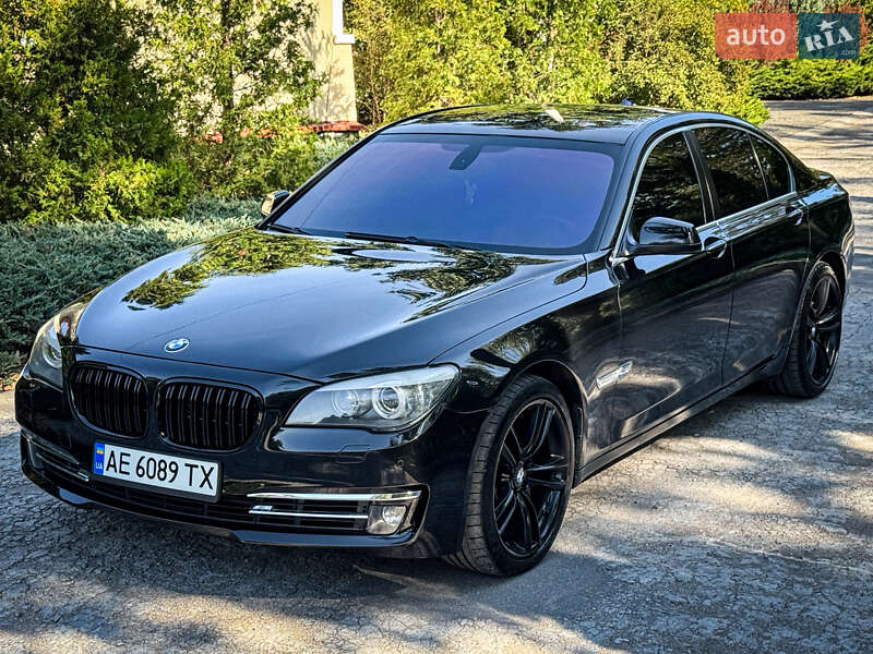 Седан BMW 7 Series 2009 в Днепре
