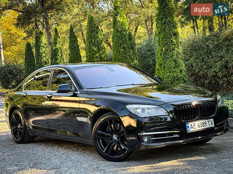 Седан BMW 7 Series 2009 в Днепре