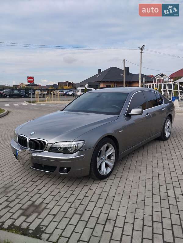 Седан BMW 7 Series 2006 в Луцке