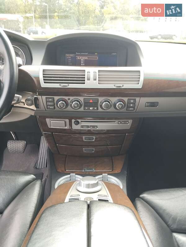 Седан BMW 7 Series 2006 в Луцке