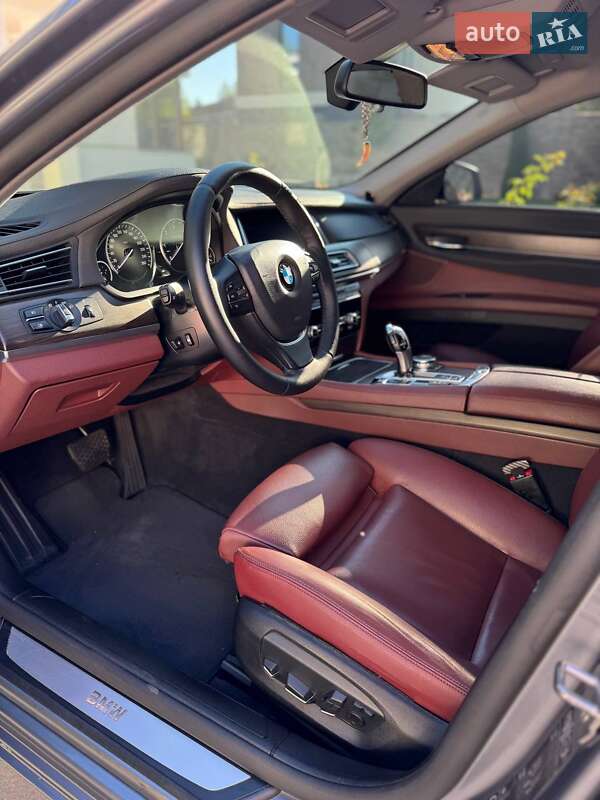 Седан BMW 7 Series 2014 в Киеве