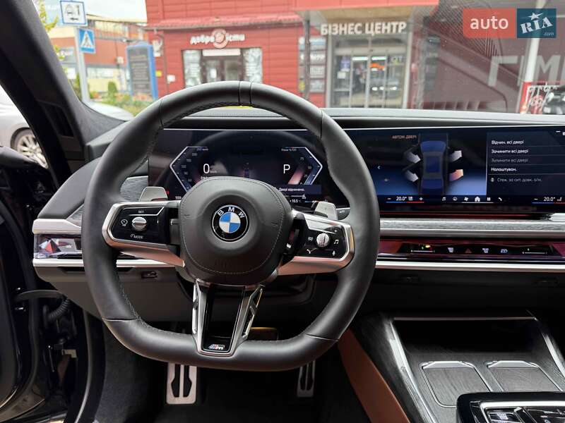 Седан BMW 7 Series 2024 в Львове