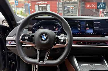 Седан BMW 7 Series 2024 в 