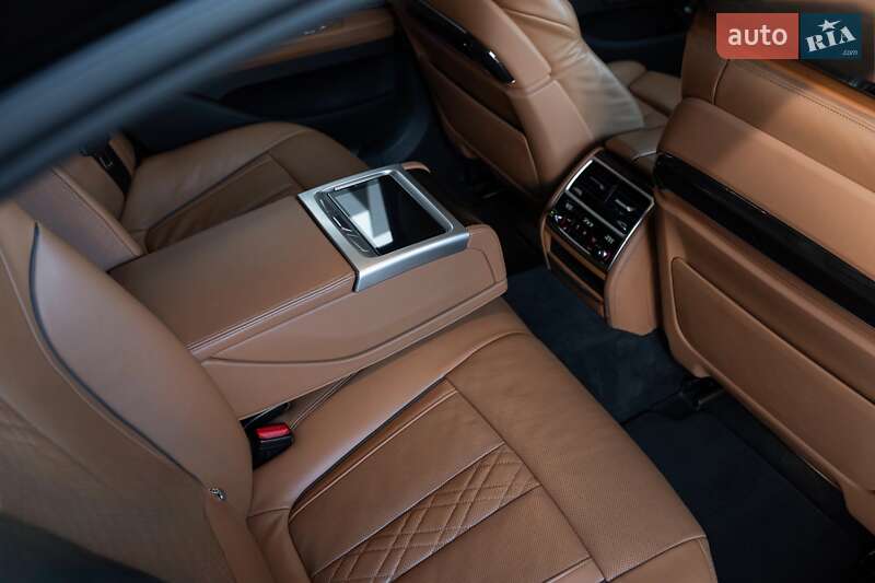 Седан BMW 7 Series 2016 в Одесі