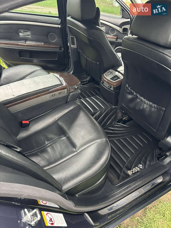 Седан BMW 7 Series 2003 в Ямполе фото 11 Седан BMW 7 Series 2003 в Ямполе