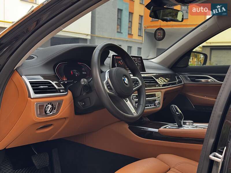Седан BMW 7 Series 2019 в Ивано-Франковске фото 49 Седан BMW 7 Series 2019 в Ивано-Франковске