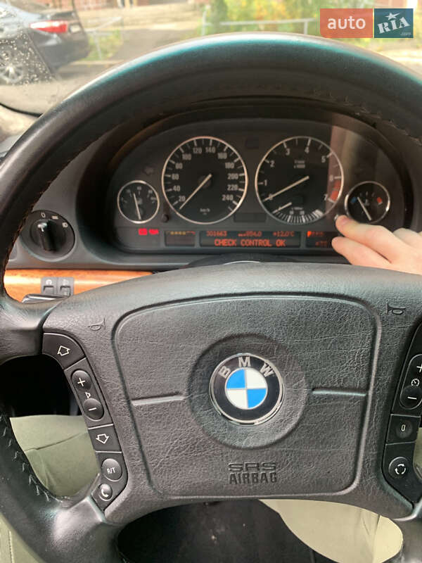 Седан BMW 7 Series 1996 в Днепре