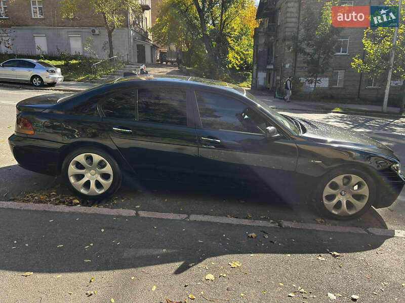 Седан BMW 7 Series 2004 в Києві
