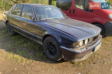 Седан BMW 7 Series 1987 в Львові