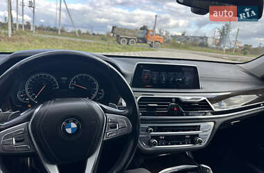Седан BMW 7 Series 2016 в 