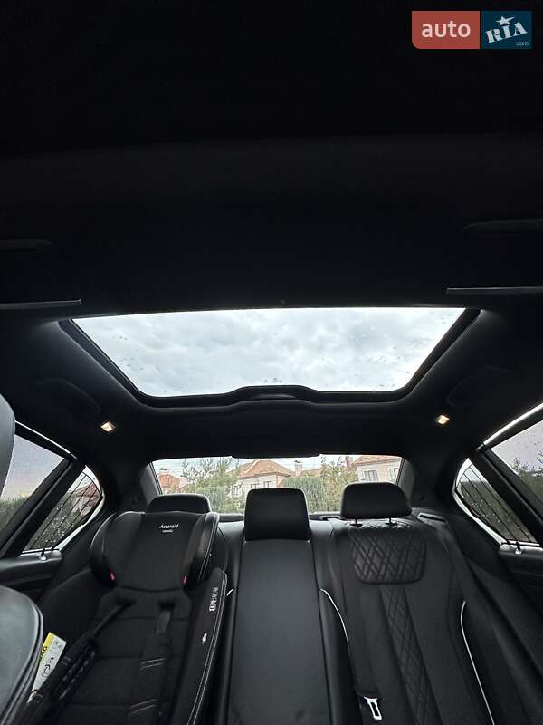 Седан BMW 7 Series 2017 в Шептицькому