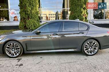 Седан BMW 7 Series 2022 в 