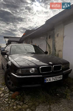 Седан BMW 7 Series 1995 в Чернівцях