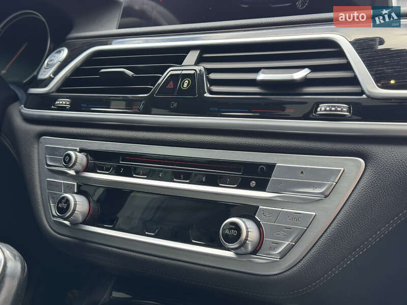Седан BMW 7 Series 2016 в Ивано-Франковске