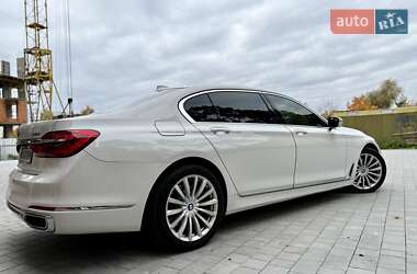Седан BMW 7 Series 2016 в 