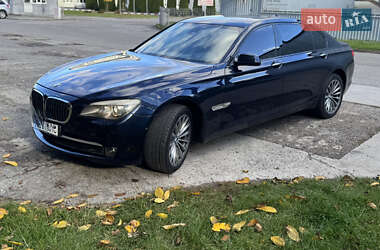 Седан BMW 7 Series 2010 в Луцьку
