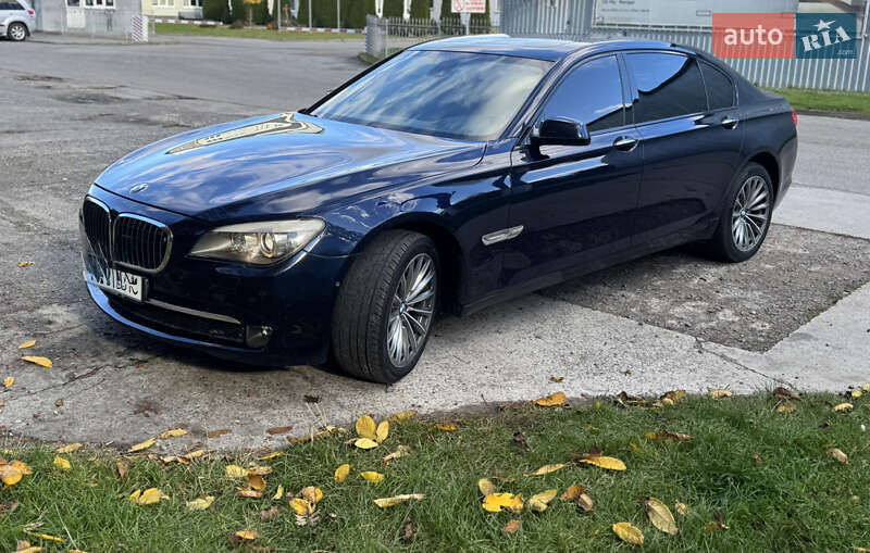Седан BMW 7 Series 2010 в Луцке