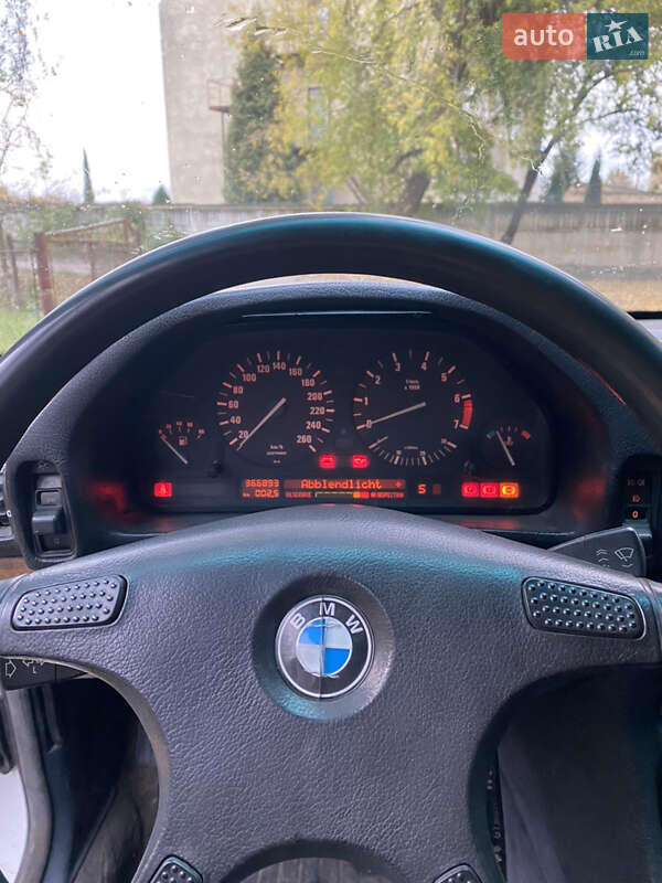 Седан BMW 7 Series 1991 в Коломиї