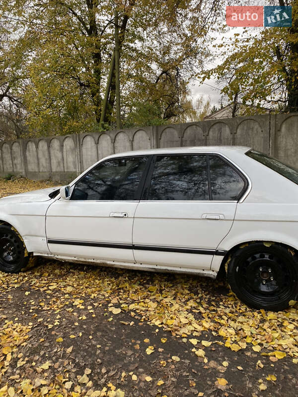 Седан BMW 7 Series 1991 в Коломиї
