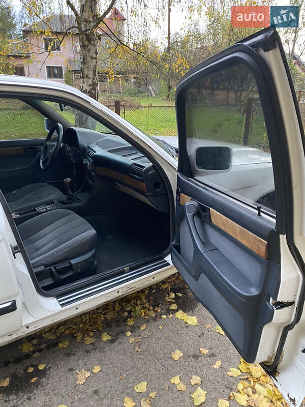 Седан BMW 7 Series 1991 в Коломиї