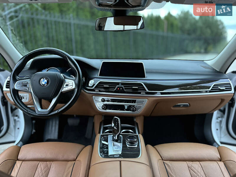 Седан BMW 7 Series 2017 в Одесі