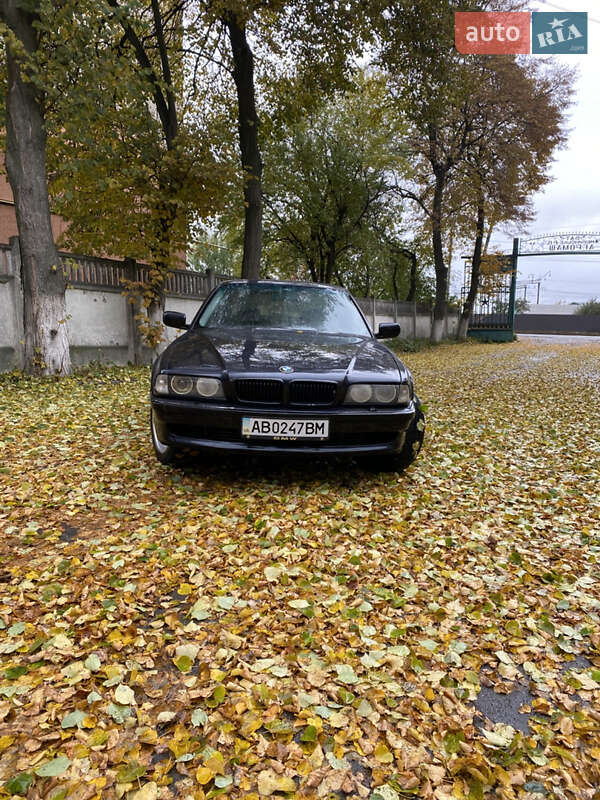 Седан BMW 7 Series 1999 в Жмеринке