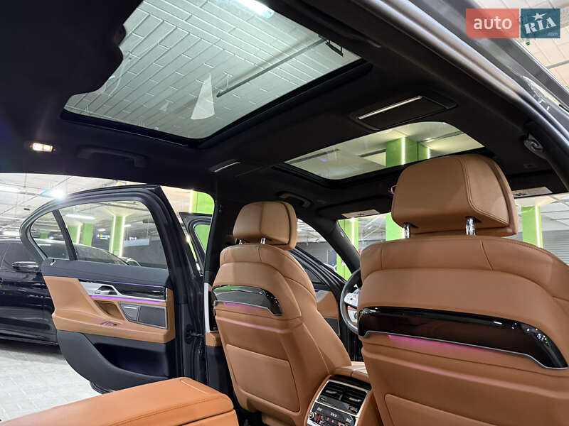 Седан BMW 7 Series 2019 в Киеве