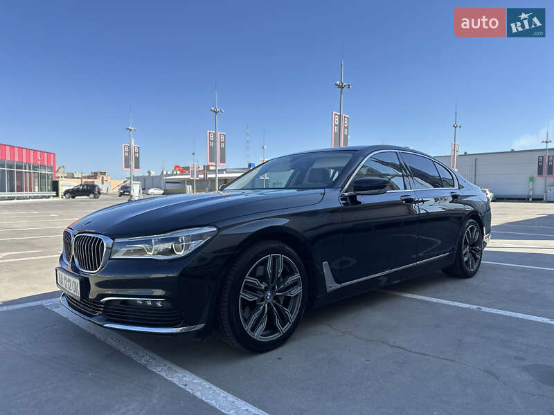Седан BMW 7 Series 2016 в Киеве