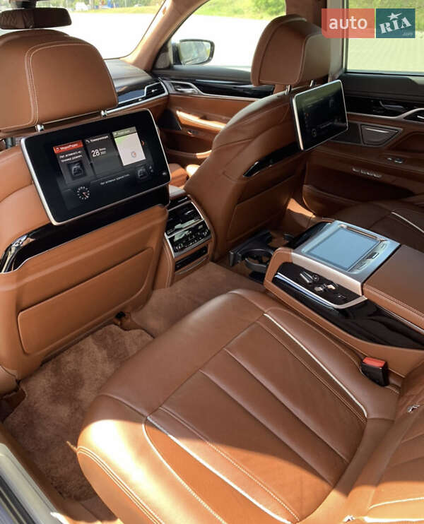 Седан BMW 7 Series 2017 в Киеве фото 15 Седан BMW 7 Series 2017 в Киеве