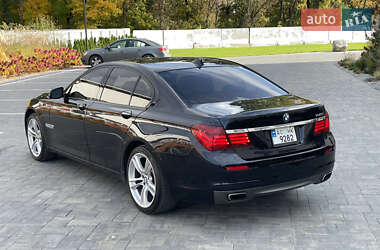 Седан BMW 7 Series 2013 в 
