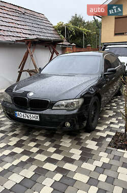 Седан BMW 7 Series 2005 в Мукачевому