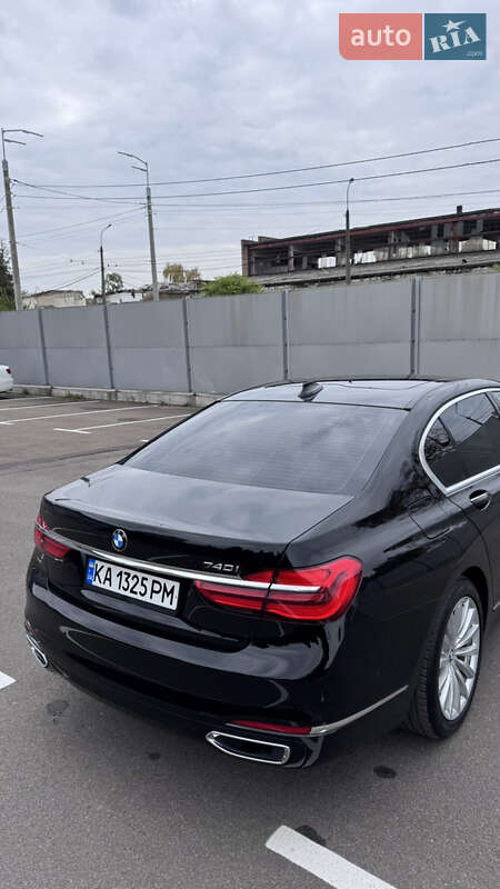 Седан BMW 7 Series 2018 в Киеве фото 9 Седан BMW 7 Series 2018 в Киеве