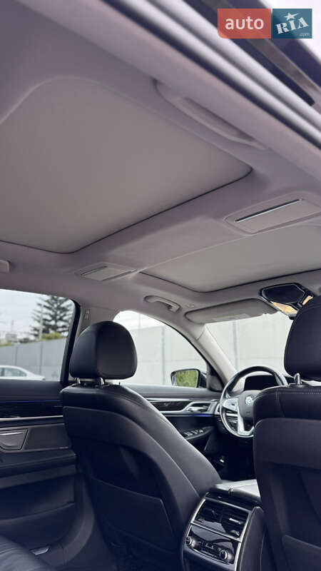 Седан BMW 7 Series 2018 в Киеве фото 16 Седан BMW 7 Series 2018 в Киеве